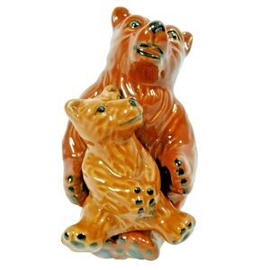 Momma Bear and Cub Salt and Pepper Shakers Kitchen Lodge 2-Pc Brown Ceramic Gift